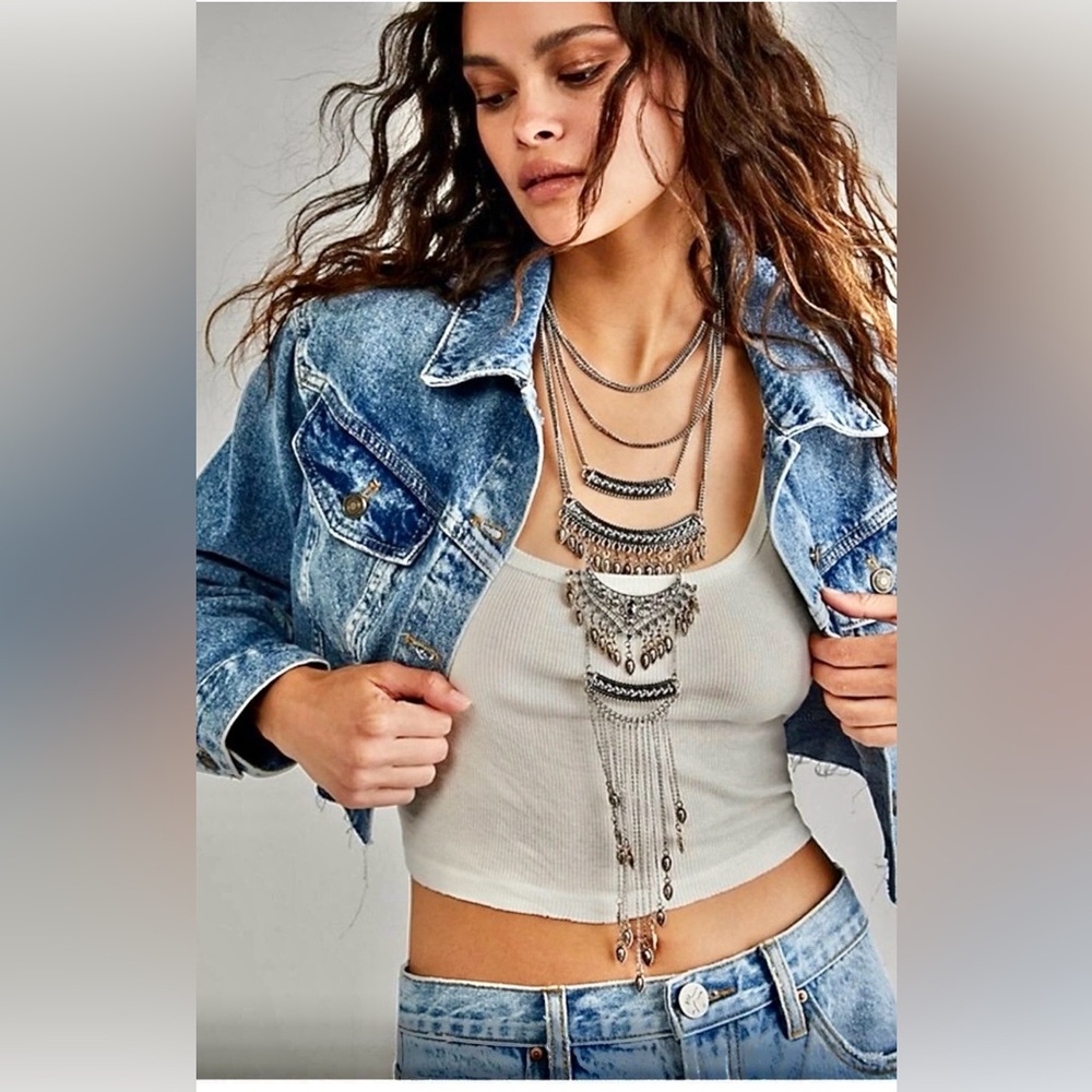 Free people Statement Necklace in show get early necklace. Store 30-80% off.